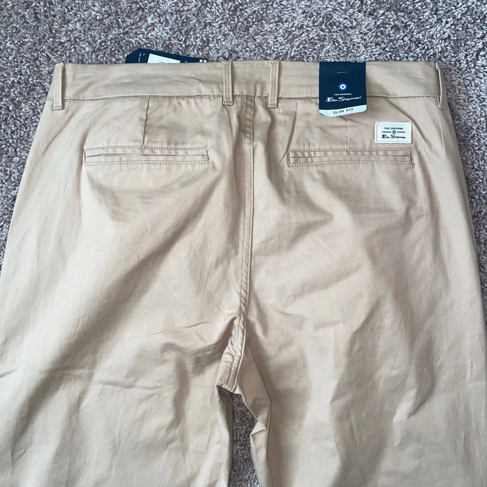 Ben Sherman Men's Size 38x32 Slim Fit Stretch Tan Casual Khaki Sand Chino Pants